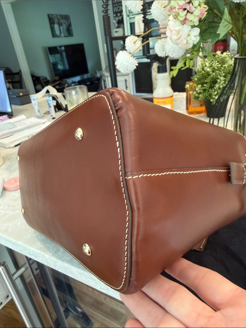 Dooney & Bourke Alto Emilia satchel - Picture 6 of 10